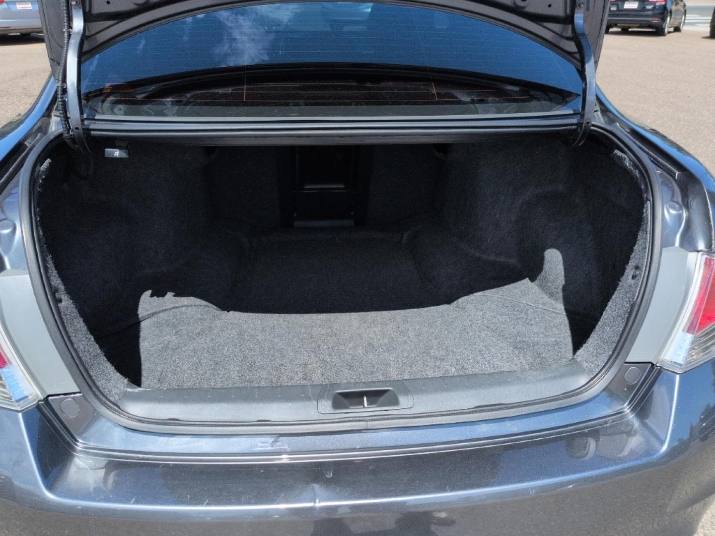 2008 GRAY Honda Accord EX-L (1HGCP26838A) with an 4 Cyl, 2.4L engine, Automatic transmission, located at 10890 W. Colfax Ave., Lakewood, CO, 80215, (303) 274-7692, 39.739914, -105.120132- Photo#21