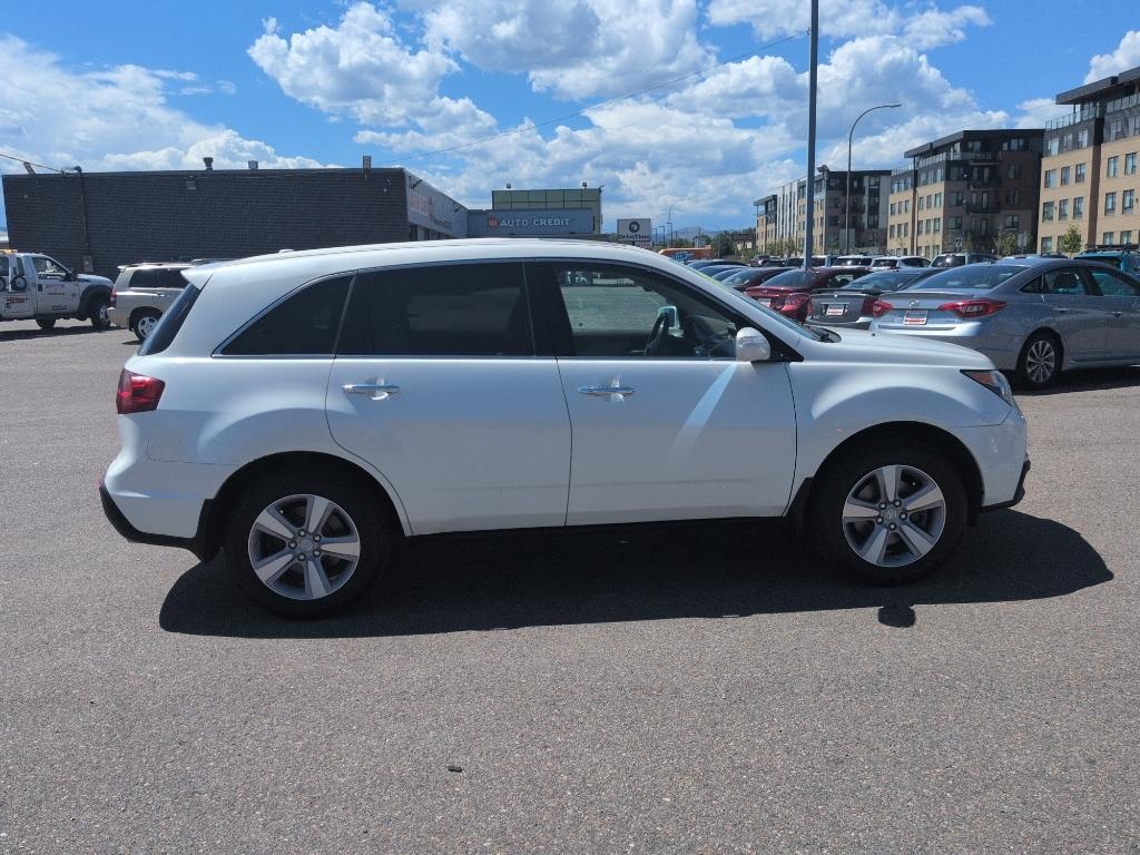 2013 WHITE Acura MDX Base (2HNYD2H20DH) with an V6, 3.7L engine, Automatic transmission, located at 10890 W. Colfax Ave., Lakewood, CO, 80215, (303) 274-7692, 39.739914, -105.120132- Photo#3