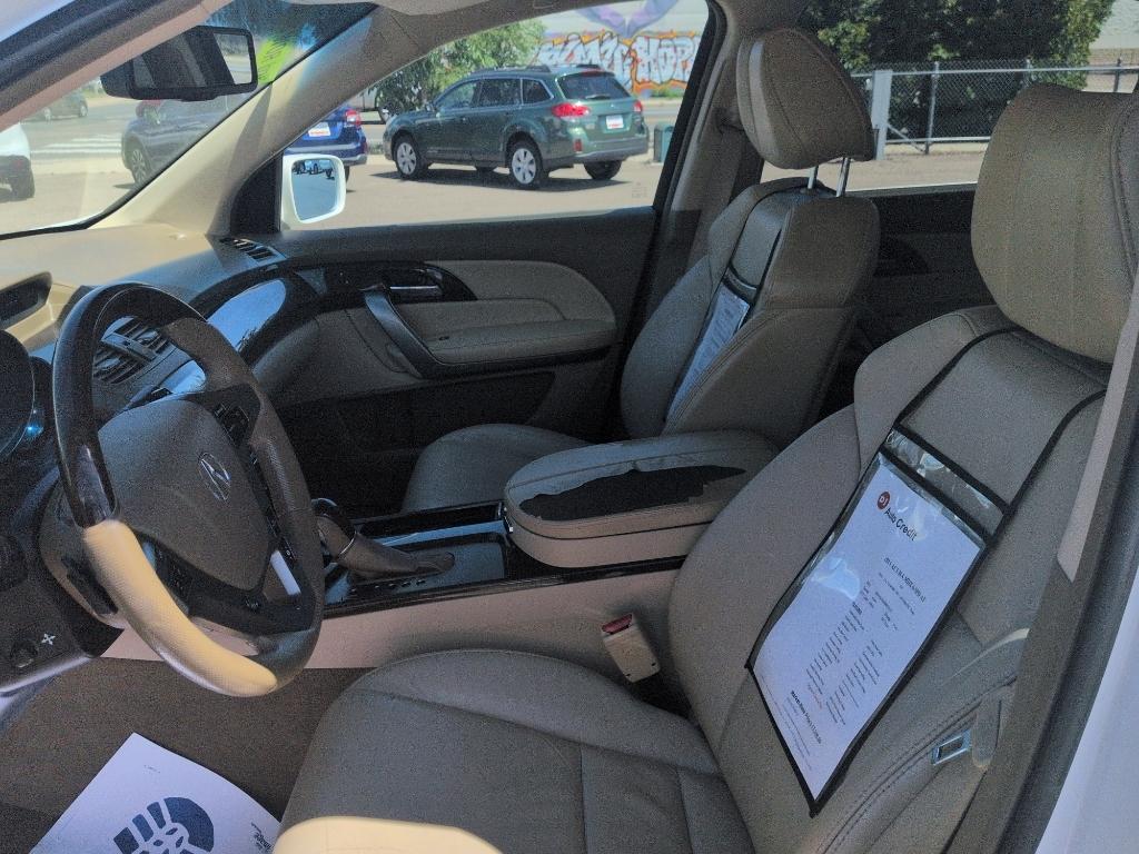 2013 WHITE Acura MDX Base (2HNYD2H20DH) with an V6, 3.7L engine, Automatic transmission, located at 10890 W. Colfax Ave., Lakewood, CO, 80215, (303) 274-7692, 39.739914, -105.120132- Photo#9
