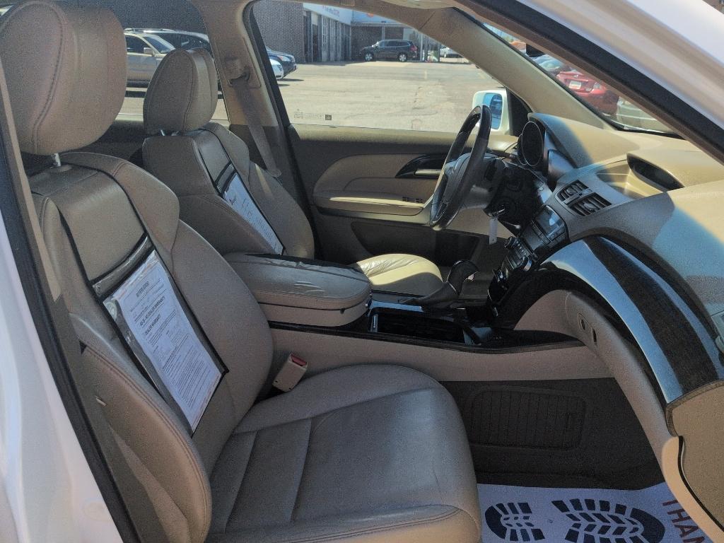 2013 WHITE Acura MDX Base (2HNYD2H20DH) with an V6, 3.7L engine, Automatic transmission, located at 10890 W. Colfax Ave., Lakewood, CO, 80215, (303) 274-7692, 39.739914, -105.120132- Photo#16