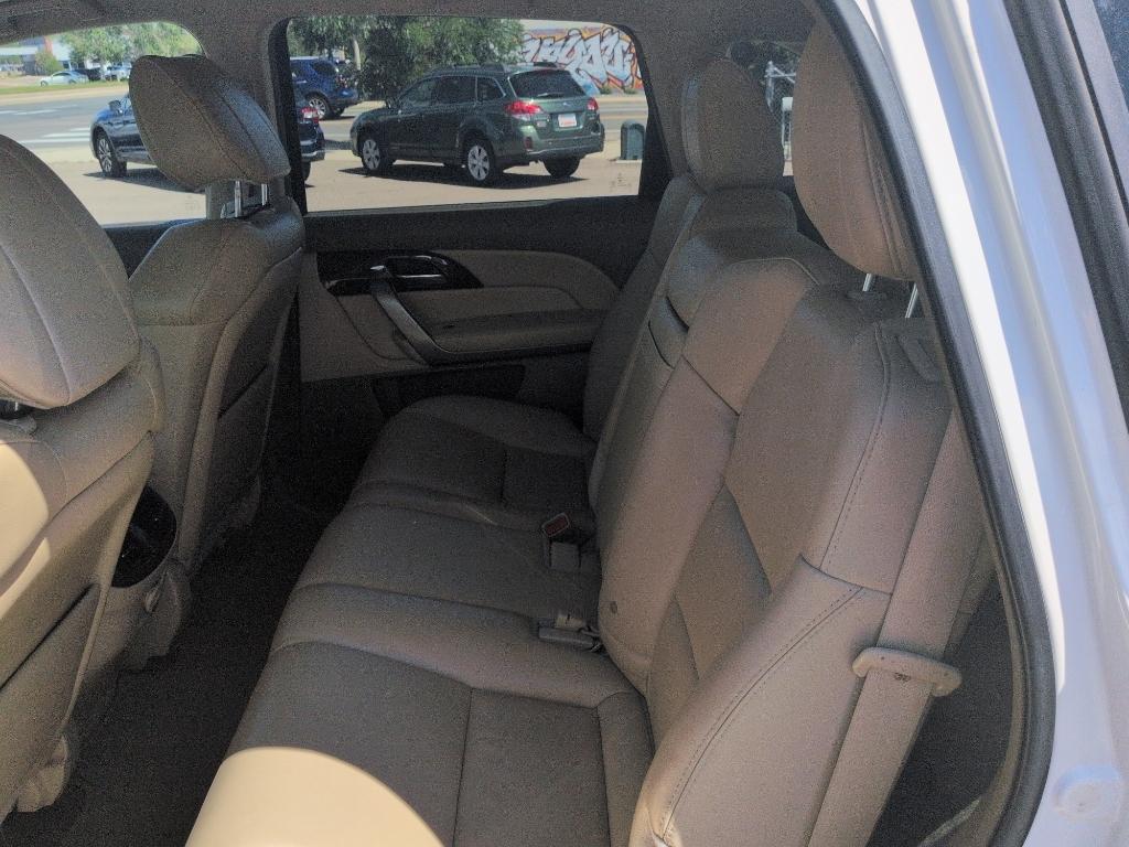 2013 WHITE Acura MDX Base (2HNYD2H20DH) with an V6, 3.7L engine, Automatic transmission, located at 10890 W. Colfax Ave., Lakewood, CO, 80215, (303) 274-7692, 39.739914, -105.120132- Photo#18