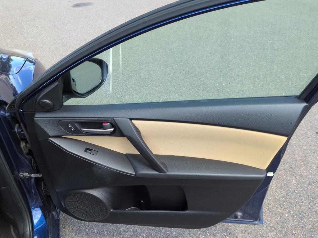 2012 BLUE Mazda Mazda3 i Touring w/SKYACTIV-G (JM1BL1L72C1) with an 4 Cyl, 2.0L engine, Automatic transmission, located at 10890 W. Colfax Ave., Lakewood, CO, 80215, (303) 274-7692, 39.739914, -105.120132- Photo#15