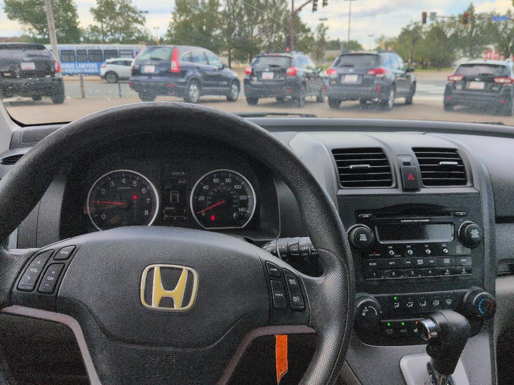 2009 GRAY Honda CR-V EX (3CZRE38519G) with an 4 Cyl, 2.4L engine, Automatic transmission, located at 10890 W. Colfax Ave., Lakewood, CO, 80215, (303) 274-7692, 39.739914, -105.120132- Photo#10