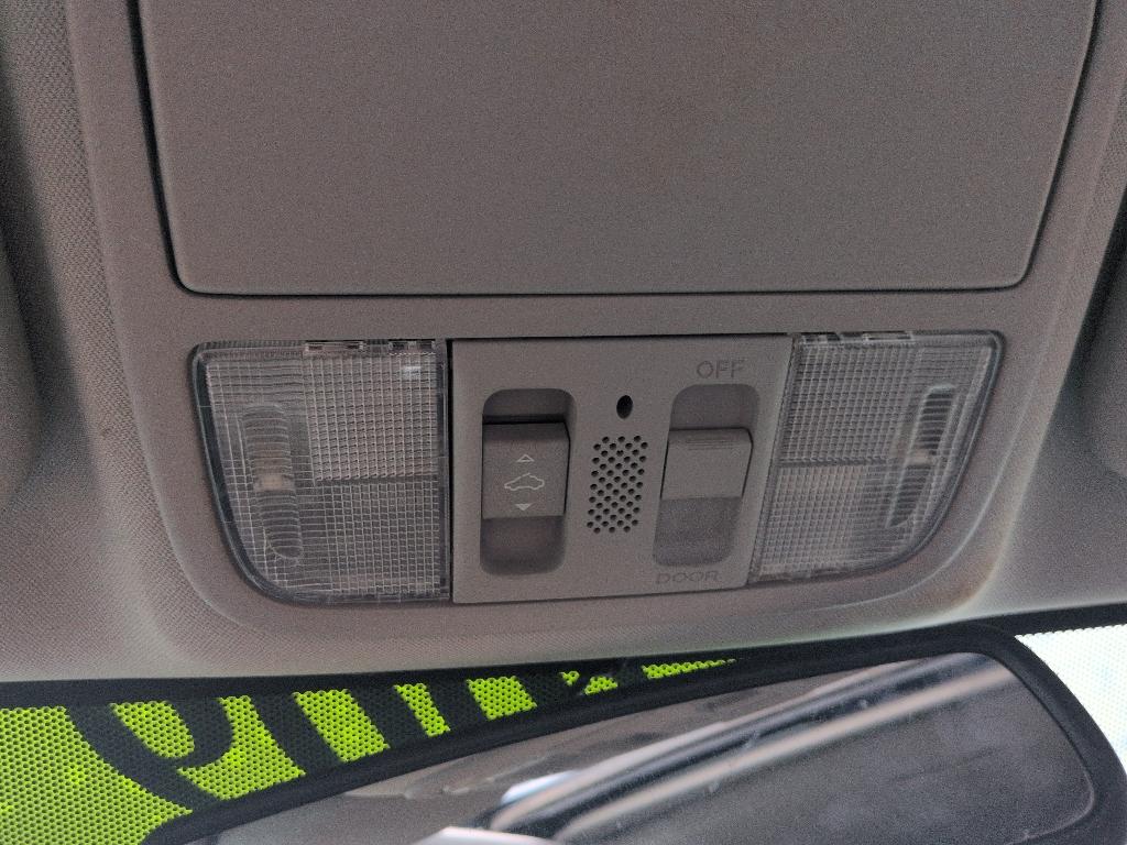 2009 GRAY Honda CR-V EX (3CZRE38519G) with an 4 Cyl, 2.4L engine, Automatic transmission, located at 10890 W. Colfax Ave., Lakewood, CO, 80215, (303) 274-7692, 39.739914, -105.120132- Photo#14