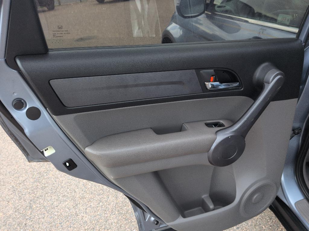 2009 GRAY Honda CR-V EX (3CZRE38519G) with an 4 Cyl, 2.4L engine, Automatic transmission, located at 10890 W. Colfax Ave., Lakewood, CO, 80215, (303) 274-7692, 39.739914, -105.120132- Photo#16