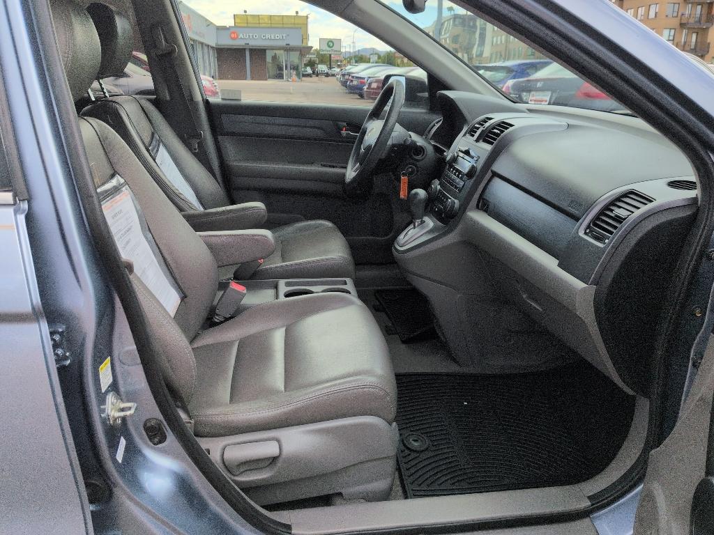 2009 GRAY Honda CR-V EX (3CZRE38519G) with an 4 Cyl, 2.4L engine, Automatic transmission, located at 10890 W. Colfax Ave., Lakewood, CO, 80215, (303) 274-7692, 39.739914, -105.120132- Photo#19