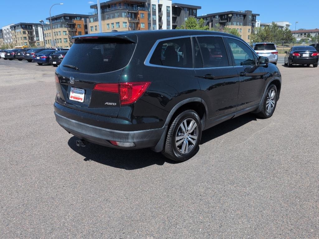 2016 GREEN Honda Pilot EXL (5FNYF6H59GB) with an V6, 3.5L engine, Automatic transmission, located at 10890 W. Colfax Ave., Lakewood, CO, 80215, (303) 274-7692, 39.739914, -105.120132- Photo#4