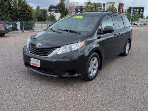 2011 Toyota Sienna LE 8-PASS V6