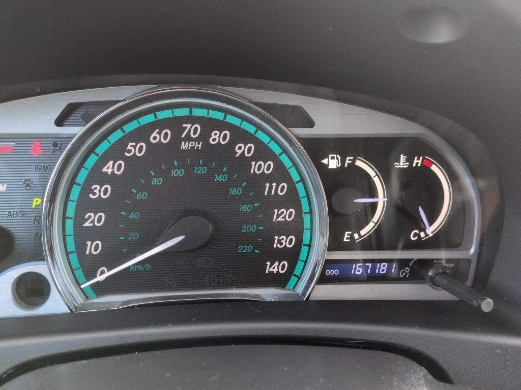2012 WHITE Toyota Venza Limited (4T3BK3BB5CU) with an V6, 3.5L engine, Automatic transmission, located at 10890 W. Colfax Ave., Lakewood, CO, 80215, (303) 274-7692, 39.739914, -105.120132- Photo#11
