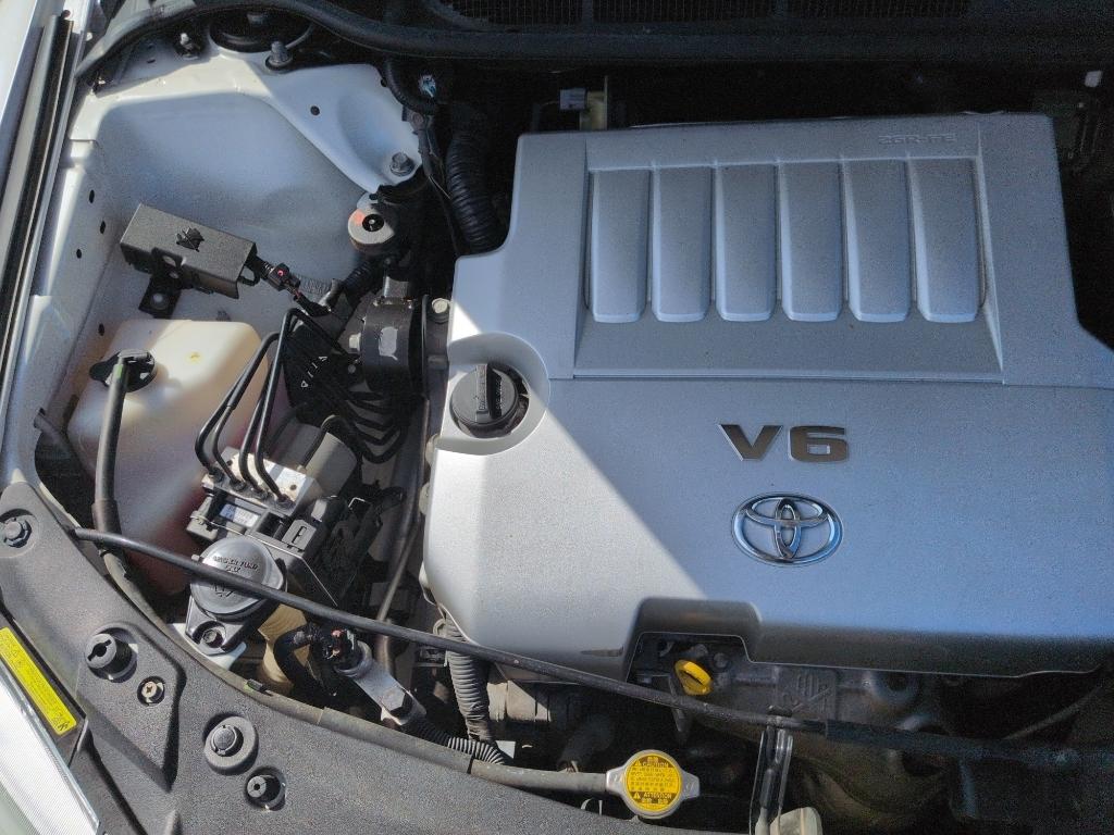 2012 WHITE Toyota Venza Limited (4T3BK3BB5CU) with an V6, 3.5L engine, Automatic transmission, located at 10890 W. Colfax Ave., Lakewood, CO, 80215, (303) 274-7692, 39.739914, -105.120132- Photo#23