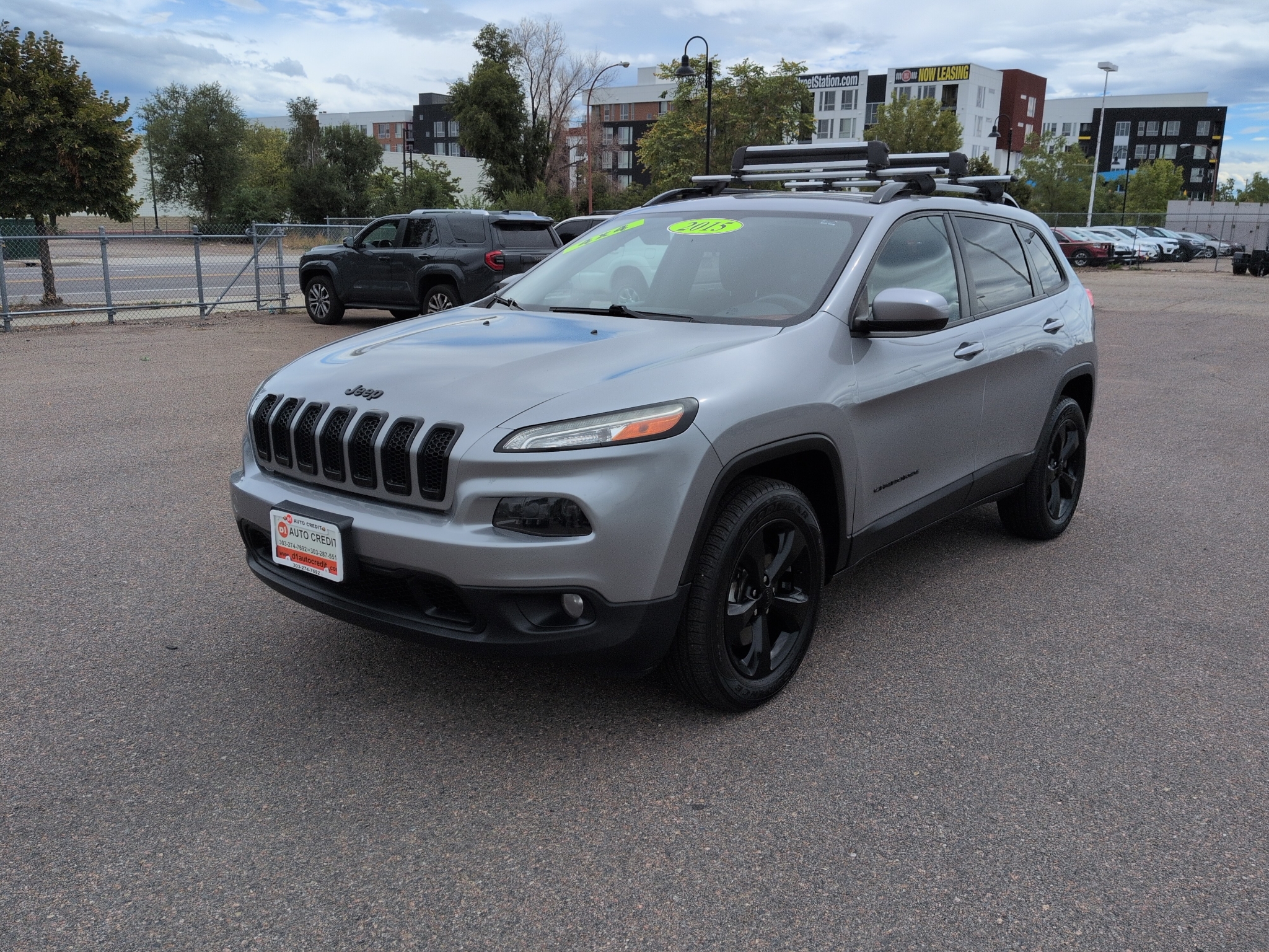 photo of 2015 Jeep Cherokee Latitude