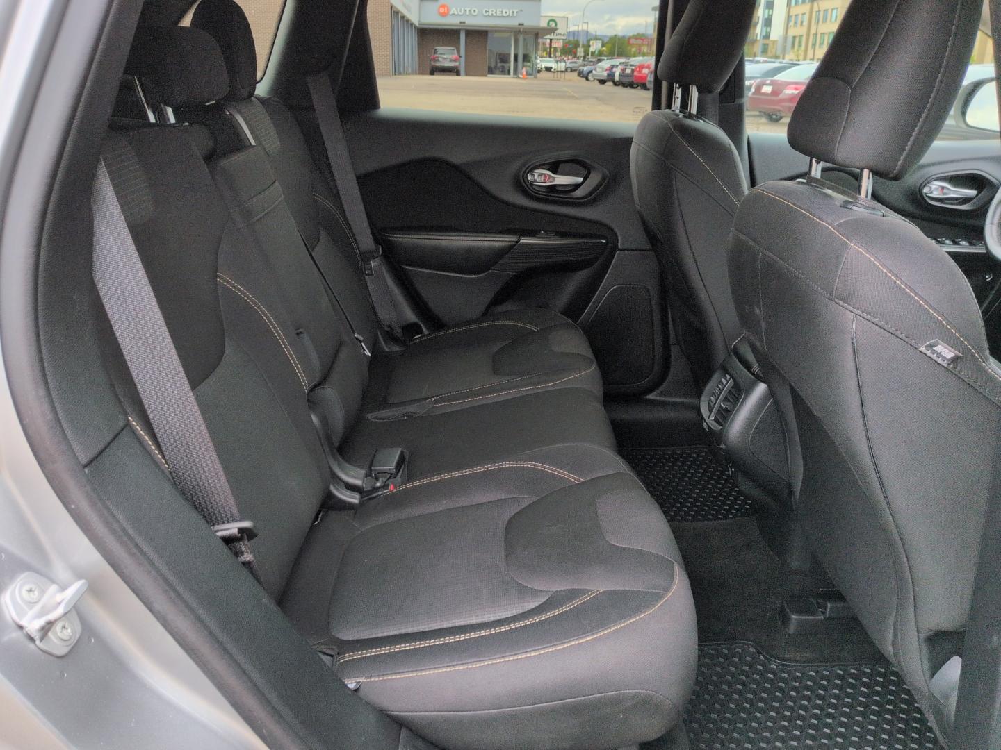 2015 SILVER Jeep Cherokee Latitude (1C4PJMCS4FW) with an V6, 3.2L engine, Automatic transmission, located at 10890 W. Colfax Ave., Lakewood, CO, 80215, (303) 274-7692, 39.739914, -105.120132- Photo#19
