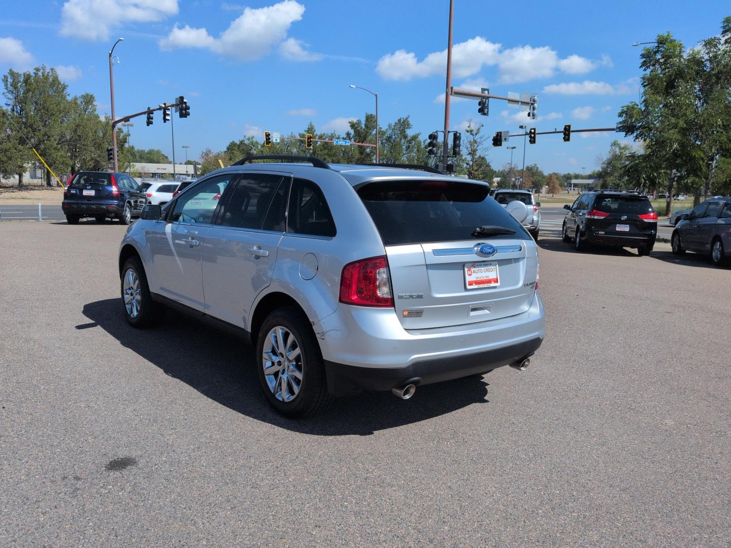 2012 SILVER Ford Edge Limited (2FMDK4KC4CB) with an V6, 3.5L engine, Automatic transmission, located at 10890 W. Colfax Ave., Lakewood, CO, 80215, (303) 274-7692, 39.739914, -105.120132- Photo#6