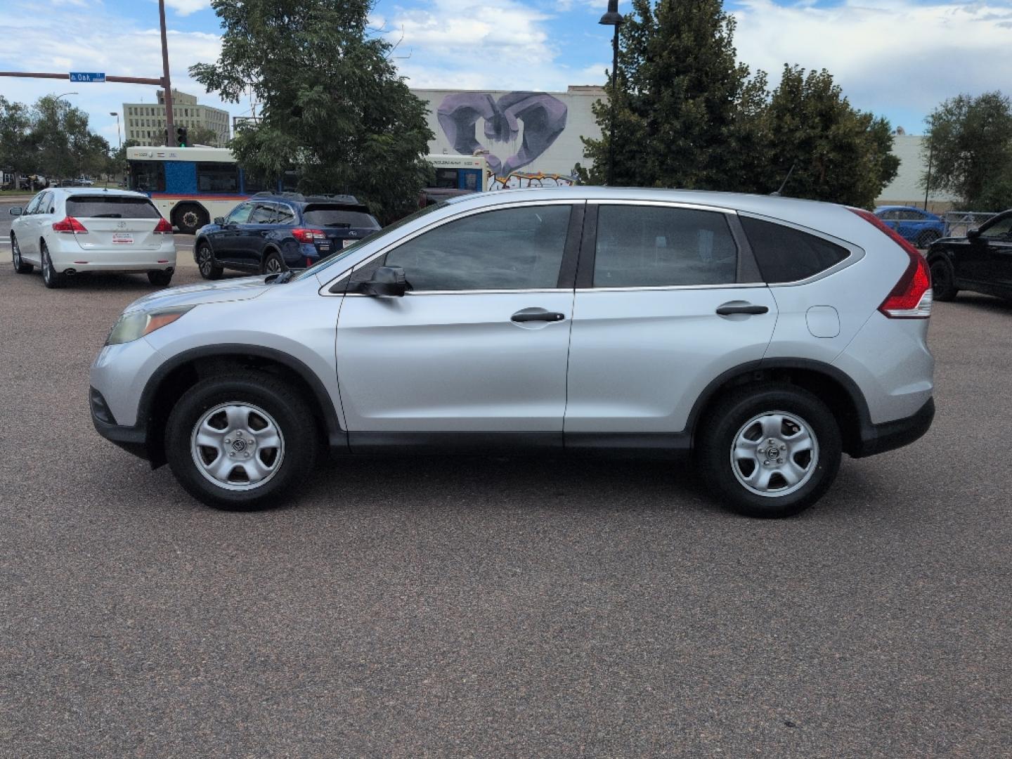 2014 GRAY Honda CR-V LX (2HKRM4H33EH) with an 4 Cyl, 2.4L engine, Automatic transmission, located at 10890 W. Colfax Ave., Lakewood, CO, 80215, (303) 274-7692, 39.739914, -105.120132- Photo#7