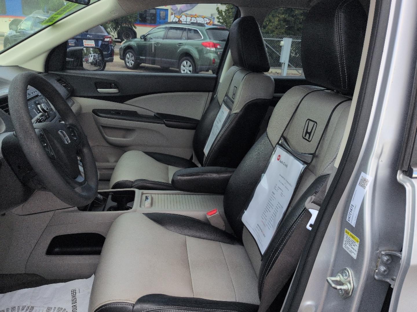2014 GRAY Honda CR-V LX (2HKRM4H33EH) with an 4 Cyl, 2.4L engine, Automatic transmission, located at 10890 W. Colfax Ave., Lakewood, CO, 80215, (303) 274-7692, 39.739914, -105.120132- Photo#9