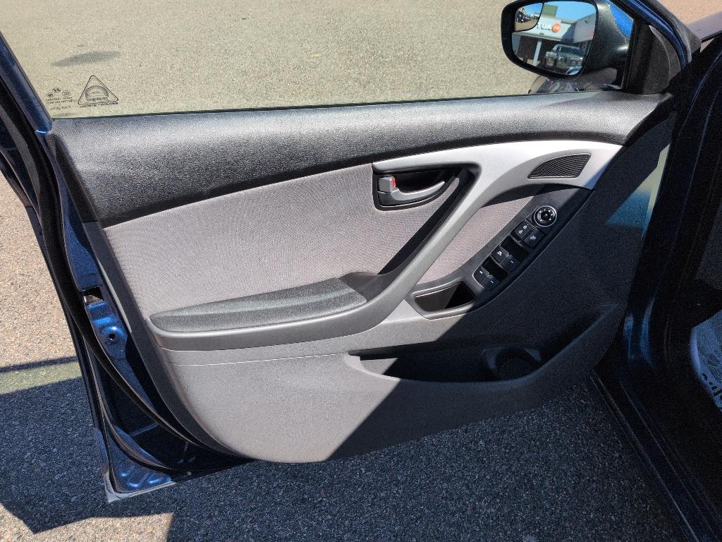 2016 BLUE Hyundai Elantra LIMITED (5NPDH4AE5GH) with an 4 Cyl, 1.8L engine, Automatic transmission, located at 10890 W. Colfax Ave., Lakewood, CO, 80215, (303) 274-7692, 39.739914, -105.120132- Photo#8