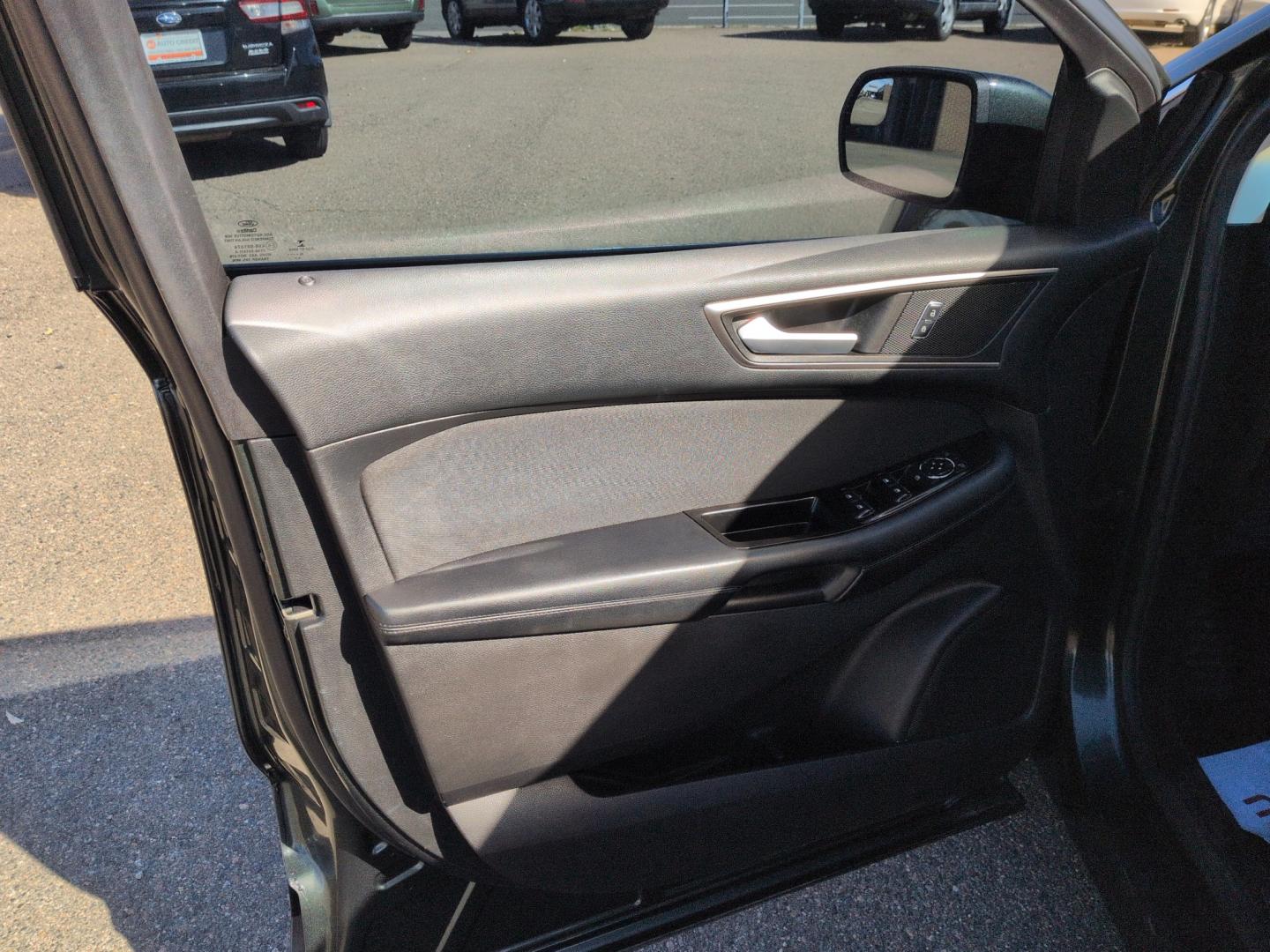 2015 GRAY Ford Edge SEL (2FMTK4J87FB) with an V6, 3.5L engine, Automatic transmission, located at 10890 W. Colfax Ave., Lakewood, CO, 80215, (303) 274-7692, 39.739914, -105.120132- Photo#8