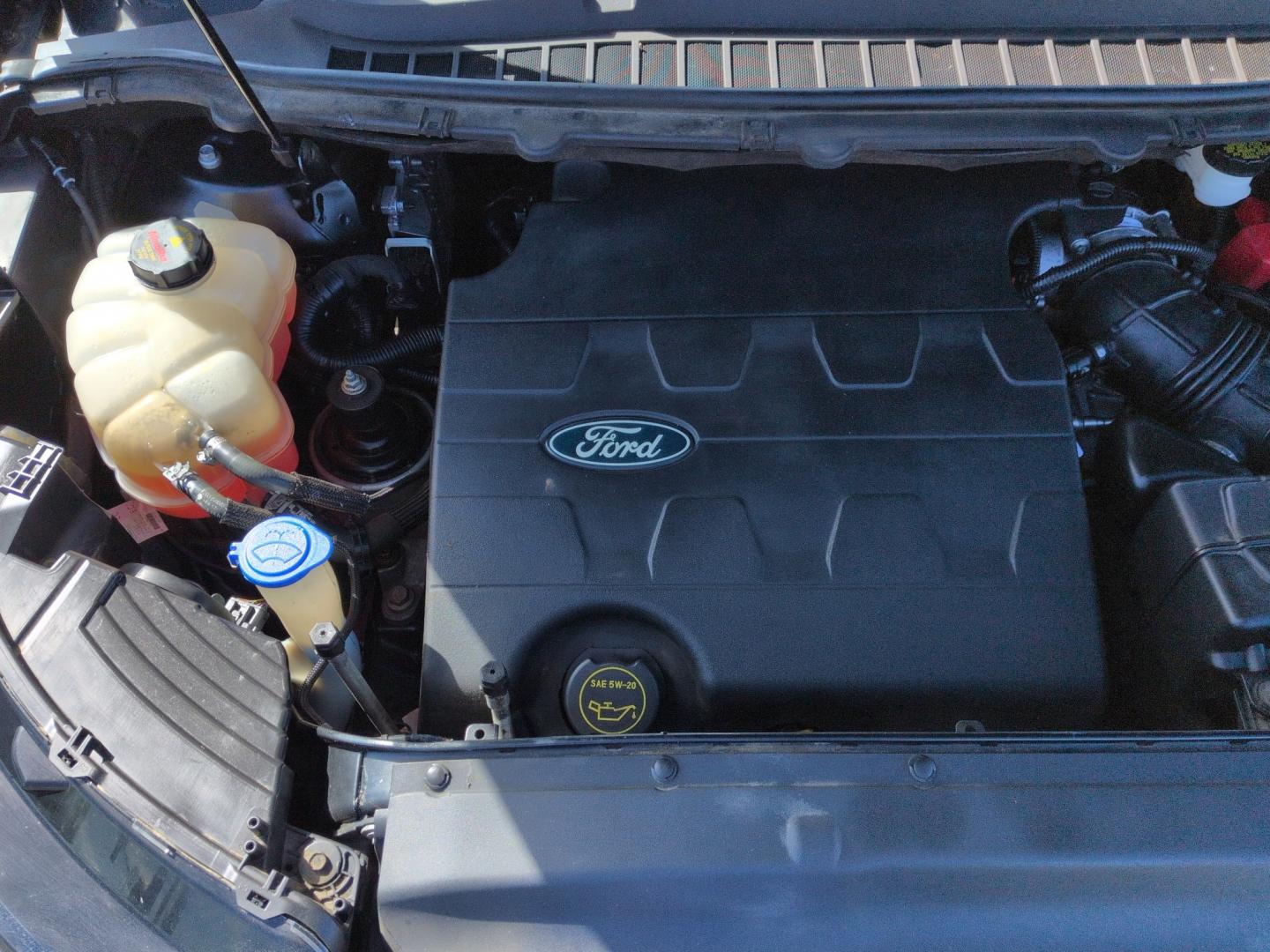2015 GRAY Ford Edge SEL (2FMTK4J87FB) with an V6, 3.5L engine, Automatic transmission, located at 10890 W. Colfax Ave., Lakewood, CO, 80215, (303) 274-7692, 39.739914, -105.120132- Photo#21