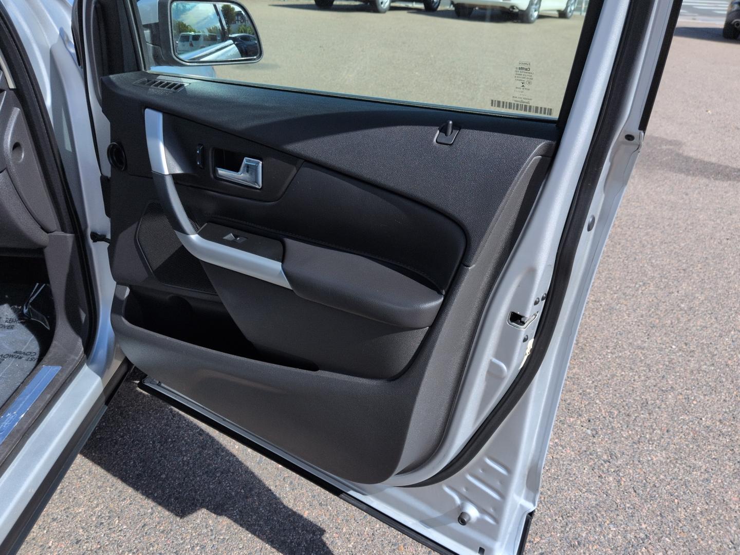 2014 SILVER Ford Edge Limited (2FMDK4KC6EB) with an V6, 3.5L engine, Automatic transmission, located at 10890 W. Colfax Ave., Lakewood, CO, 80215, (303) 274-7692, 39.739914, -105.120132- Photo#17