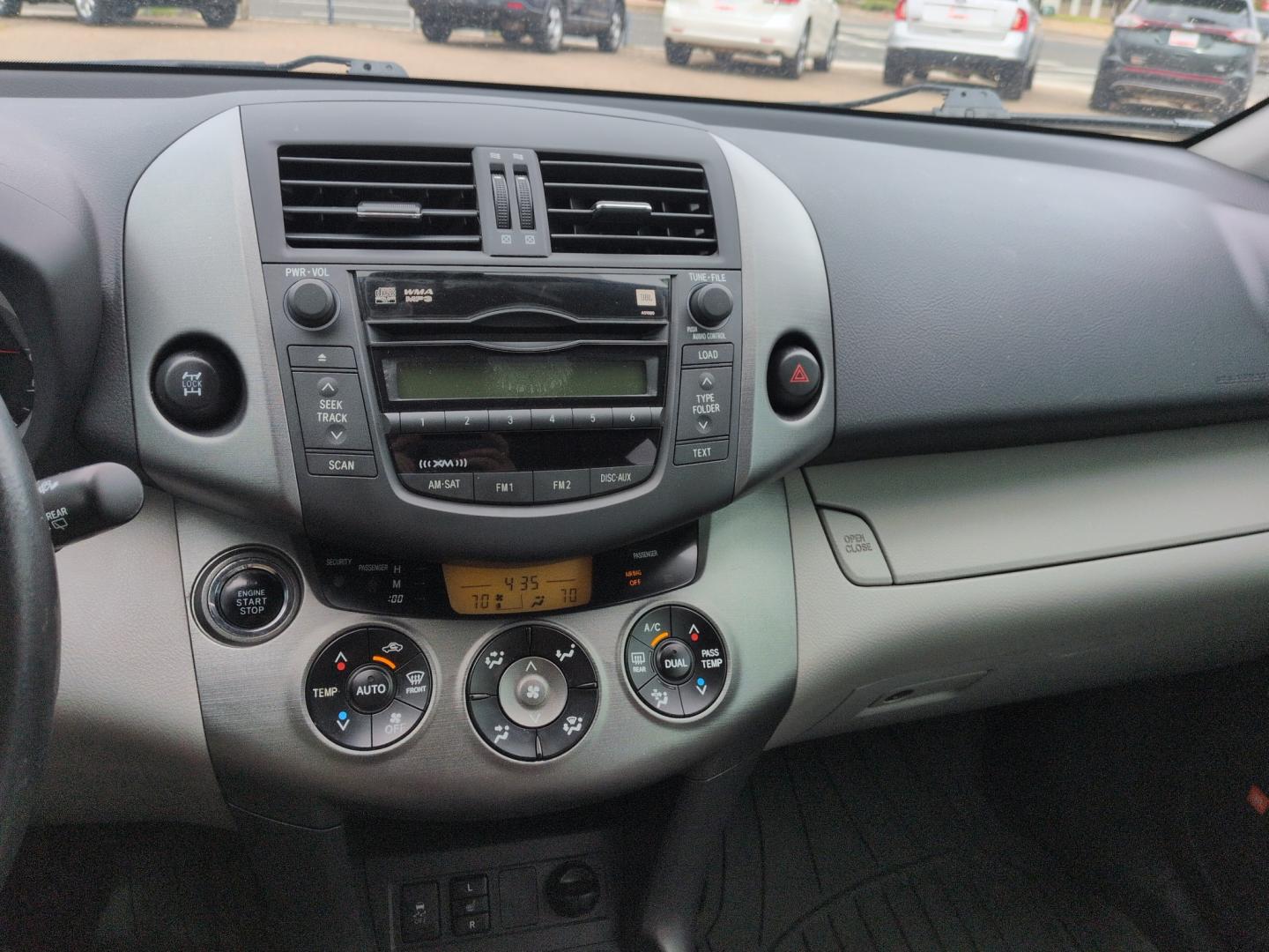2011 SILVER Toyota RAV4 Limited (2T3DF4DVXBW) with an 4 Cyl, 2.5L engine, Automatic transmission, located at 10890 W. Colfax Ave., Lakewood, CO, 80215, (303) 274-7692, 39.739914, -105.120132- Photo#13