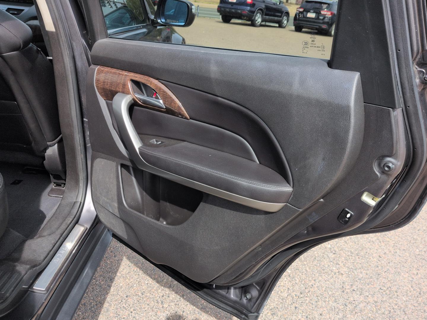 2011 GRAY Acura MDX Base (2HNYD2H27BH) with an V6, 3.7L engine, Automatic transmission, located at 10890 W. Colfax Ave., Lakewood, CO, 80215, (303) 274-7692, 39.739914, -105.120132- Photo#20