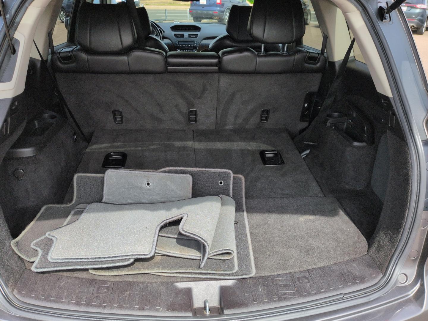 2011 GRAY Acura MDX Base (2HNYD2H27BH) with an V6, 3.7L engine, Automatic transmission, located at 10890 W. Colfax Ave., Lakewood, CO, 80215, (303) 274-7692, 39.739914, -105.120132- Photo#24