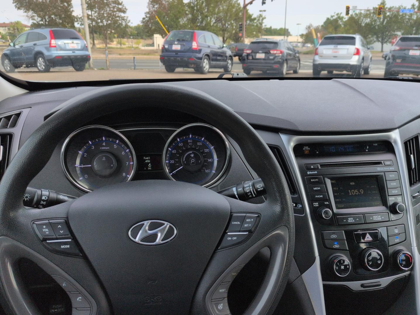 2014 GRAY Hyundai Sonata GLS (5NPEB4AC0EH) with an 4 Cyl, 2.4L engine, Automatic transmission, located at 10890 W. Colfax Ave., Lakewood, CO, 80215, (303) 274-7692, 39.739914, -105.120132- Photo#10