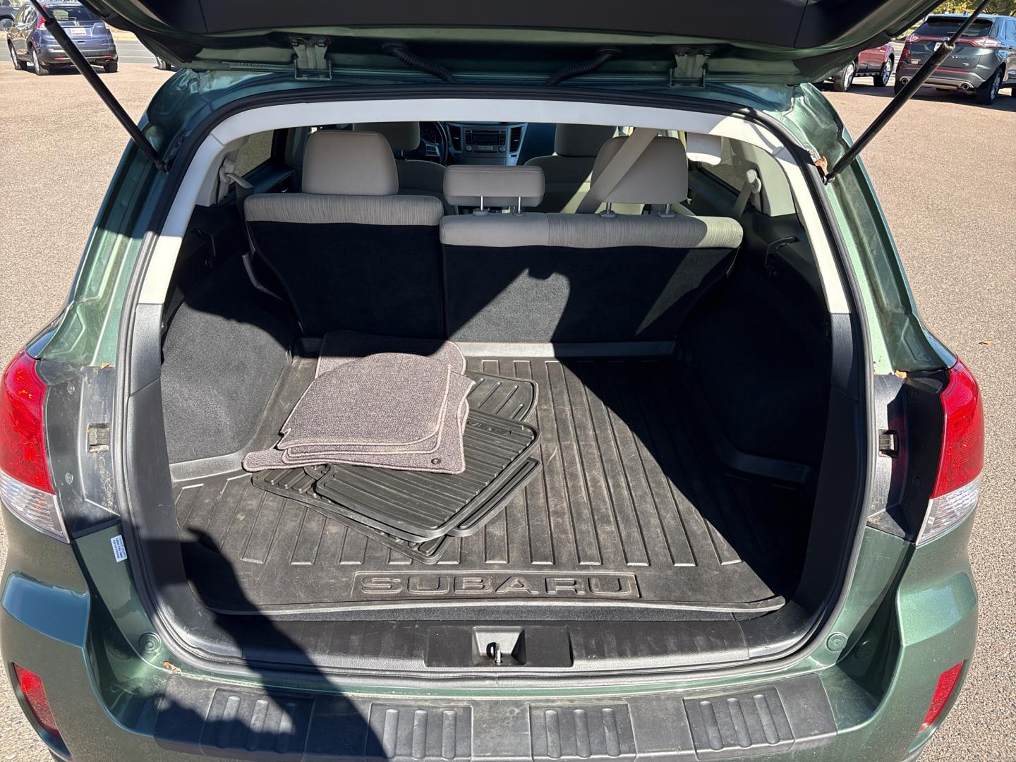 2013 GREEN /ACTUAL Subaru Outback Premium (4S4BRCCC4D3) with an 4 Cyl, 2.5L engine, Automatic transmission, located at 10890 W. Colfax Ave., Lakewood, CO, 80215, (303) 274-7692, 39.739914, -105.120132- Photo#20