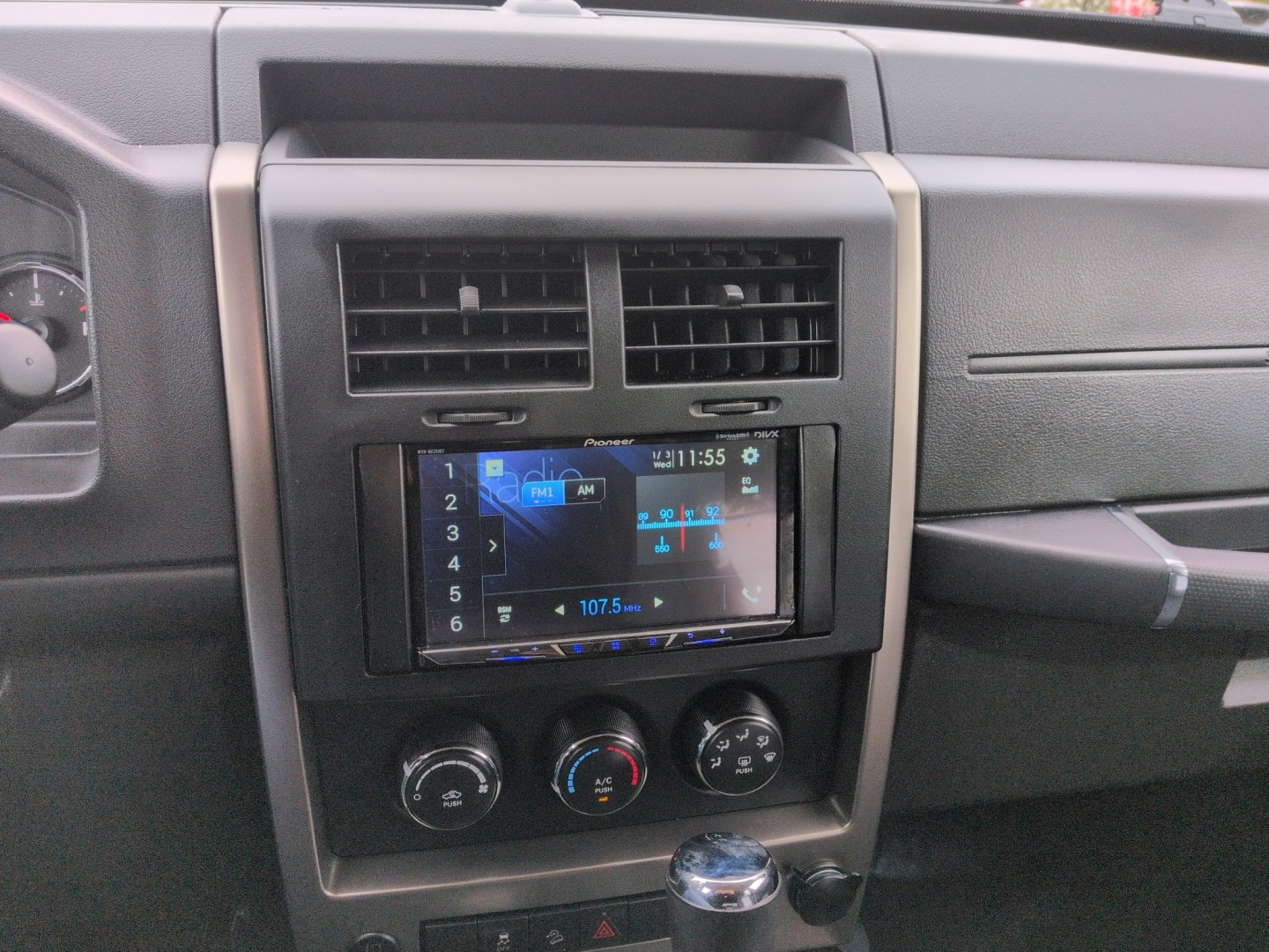 2012 GRAY Jeep Liberty Sport (1C4PJMAKXCW) with an V6, 3.7L engine, Automatic transmission, located at 10890 W. Colfax Ave., Lakewood, CO, 80215, (303) 274-7692, 39.739914, -105.120132- Photo#12