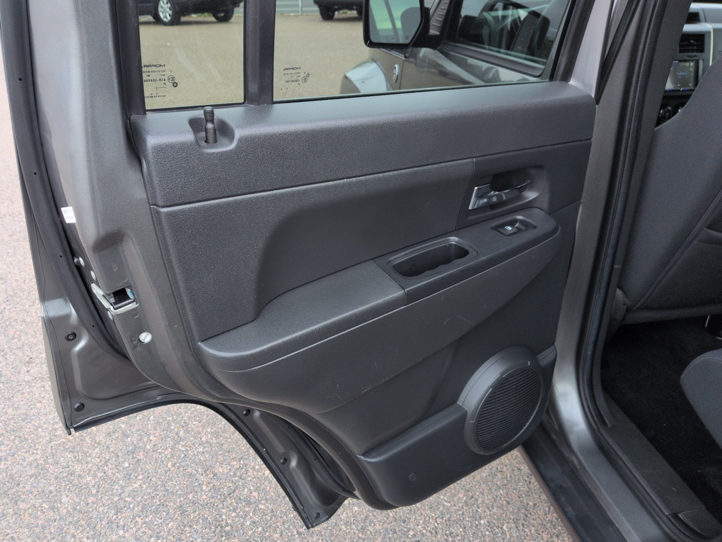2012 GRAY Jeep Liberty Sport (1C4PJMAKXCW) with an V6, 3.7L engine, Automatic transmission, located at 10890 W. Colfax Ave., Lakewood, CO, 80215, (303) 274-7692, 39.739914, -105.120132- Photo#14